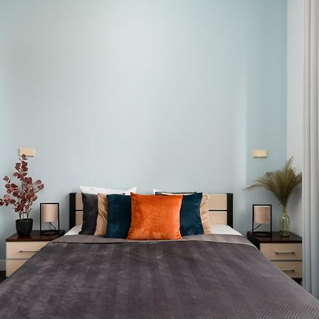 Prestige Apartment - Elegant & Quiet Stay 3 Rooms 90M2 - As Home Apartamenty Rynek 508 Wrocław Kültér fotó
