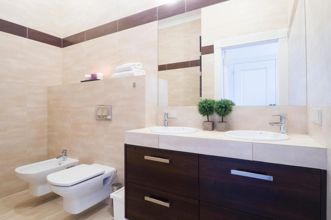 Prestige Apartment - Elegant & Quiet Stay 3 Rooms 90M2 - As Home Apartamenty Rynek 508 Wrocław Kültér fotó